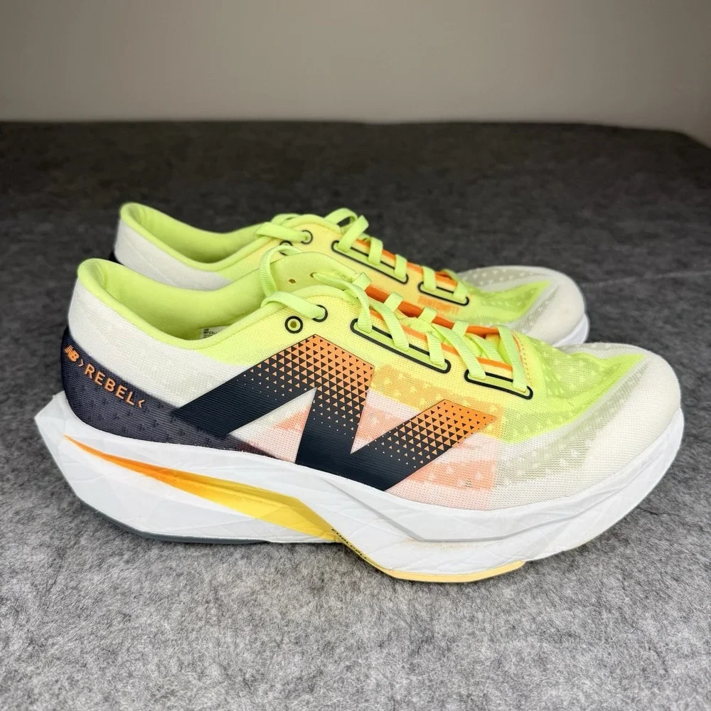 New Balance FuelCell Rebel v4 Mens Size 10 White Athletic Running Shoes Sneakers